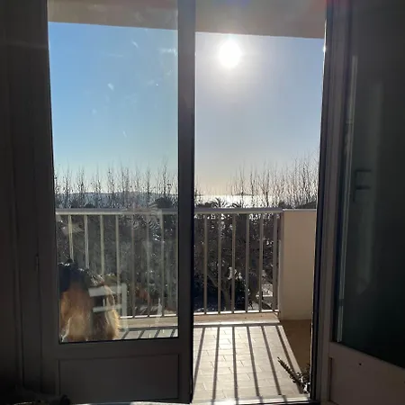 Sea Apartment *